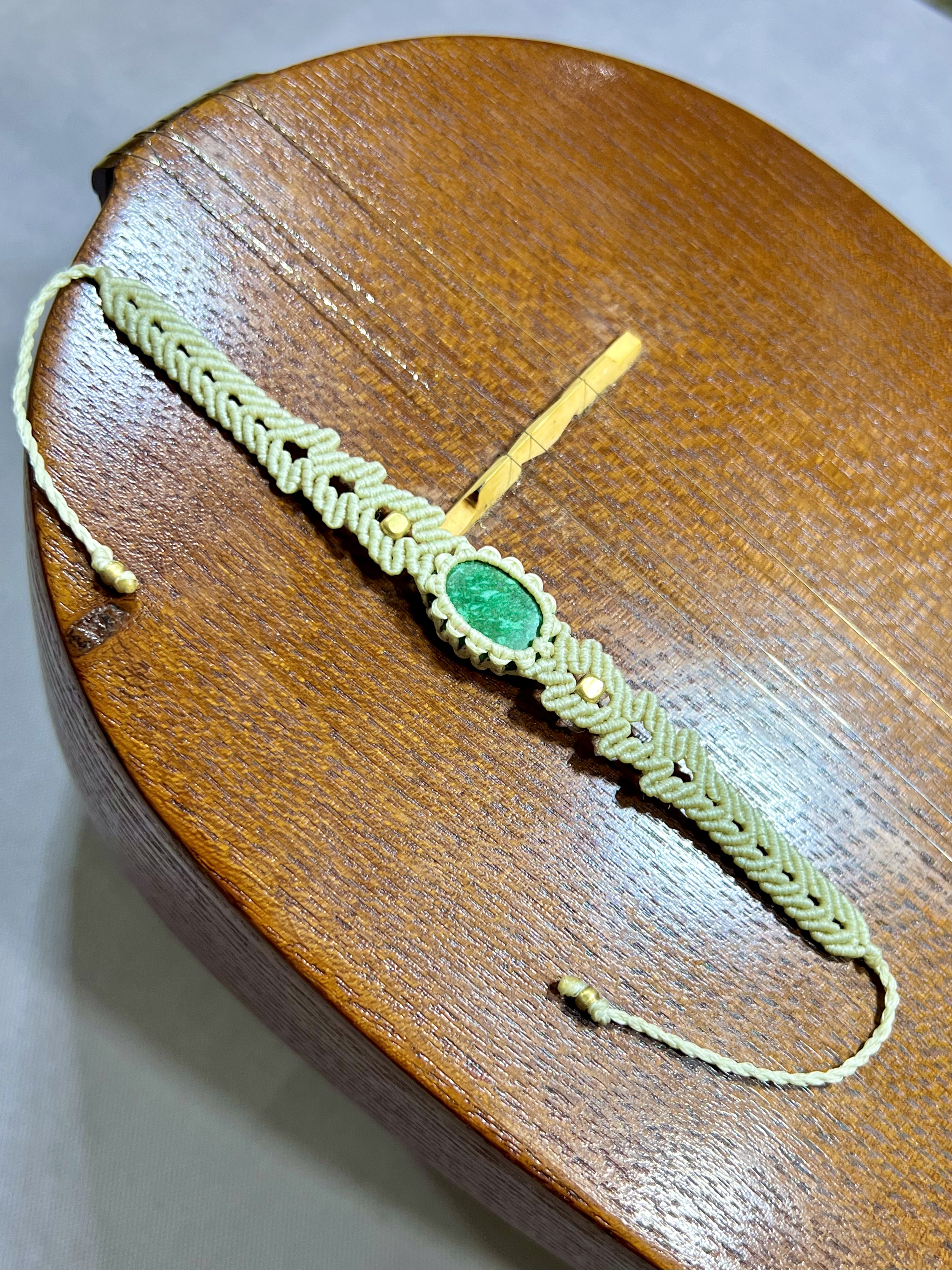 دستبند میکرومکرمه سنگ مالاکیت